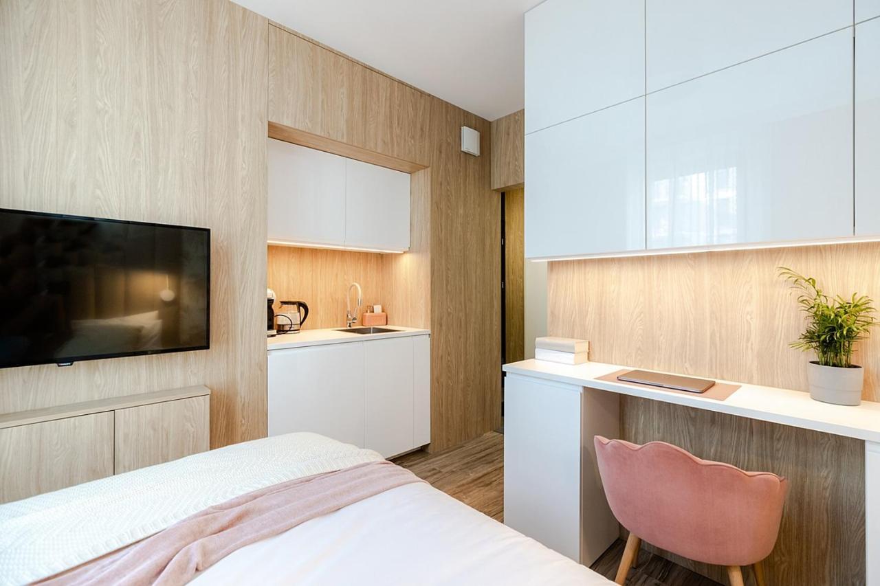 Studio Wola Apartament Kasprzaka - Wifi + Smart Tv Warsaw Ngoại thất bức ảnh