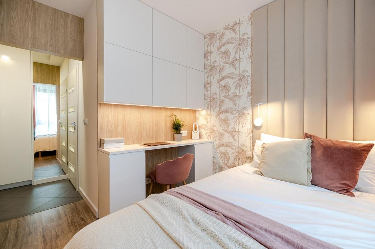 Studio Wola Apartament Kasprzaka - Wifi + Smart Tv Warsaw Ngoại thất bức ảnh