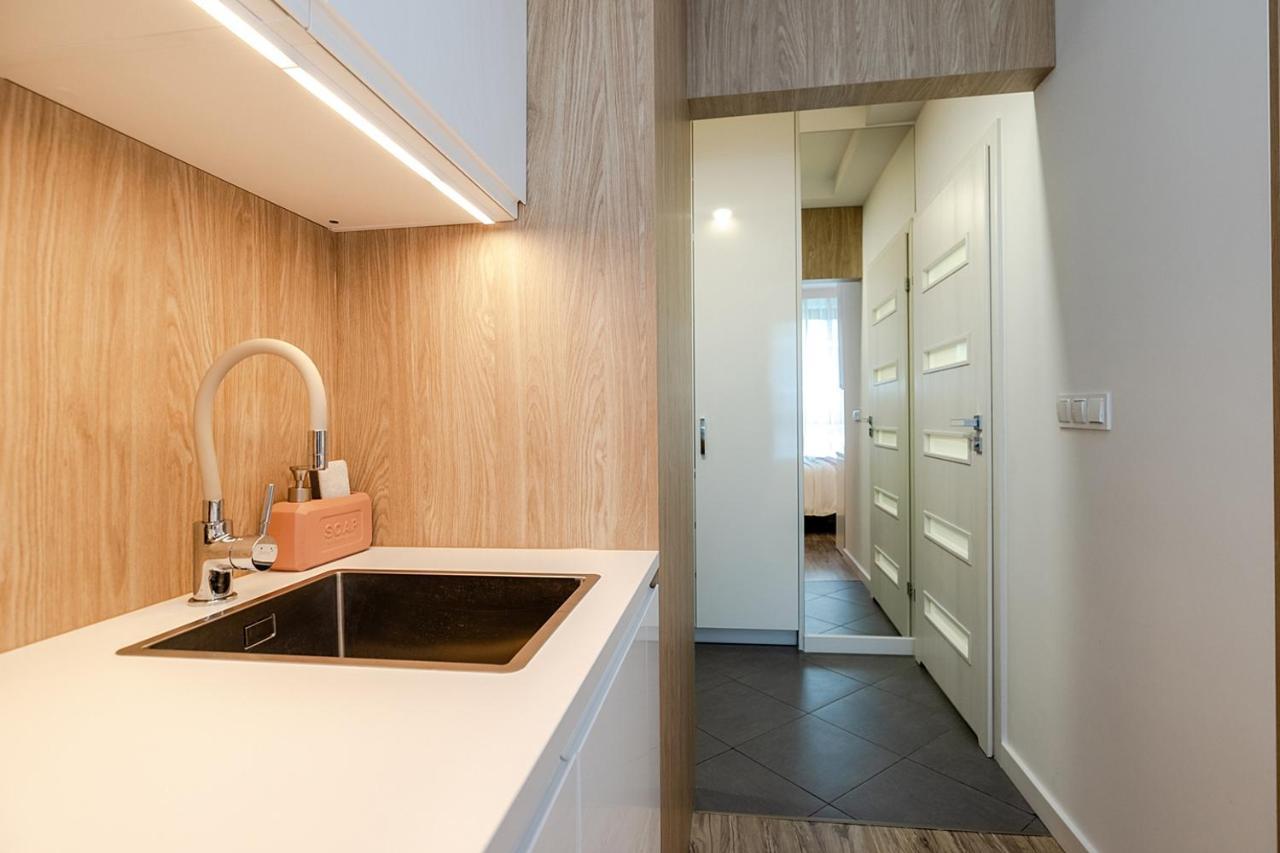 Studio Wola Apartament Kasprzaka - Wifi + Smart Tv Warsaw Ngoại thất bức ảnh